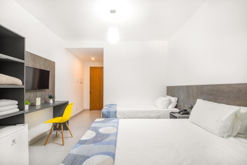 Hotel Cajueiro Гуаружа Екстериор снимка