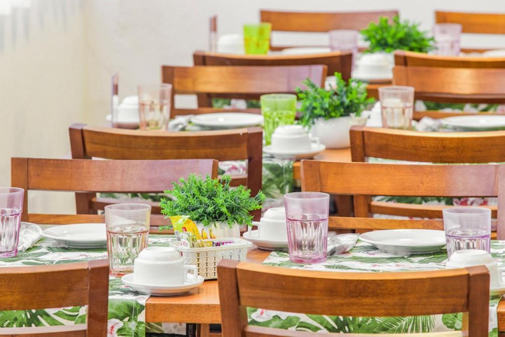 Hotel Cajueiro Гуаружа Екстериор снимка