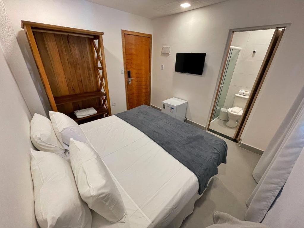 Hotel Cajueiro Гуаружа Екстериор снимка